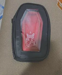 ツイステ一番くじ　スカラビア寮アクスタケース