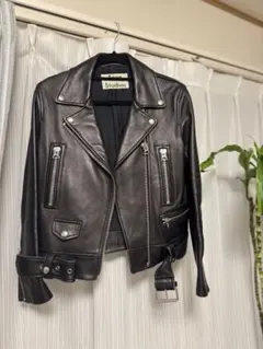 Item thumbnail for item 848483a1-173f-4d38-a8af-1d22dac67248