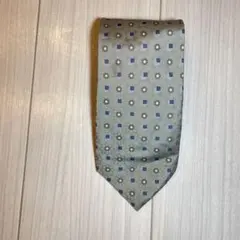 Item thumbnail for item f7137a4a-5a9c-49f1-a3f3-adfcec7c63e4