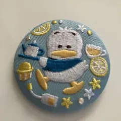 サンリオ 刺繍缶バッジ あひるのペックル