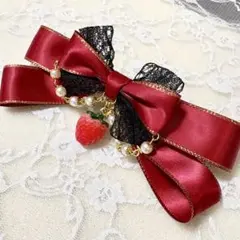 [感謝SALE]いちごと赤リボンと黒レースのクラシカルバレッタ