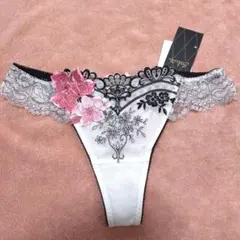 サルート13GソングTバックM