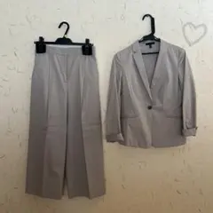ICB 夏ワイドパンツスーツ　ベージュ　9号 凉素材　長袖のサムネイル