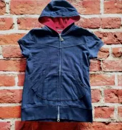 Item thumbnail for item 8be581e8-aca1-4f7d-bfe7-84907f95c220