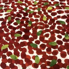 マリメッコ ムスティッカマ レッド ハーフカット ハギレ No.44