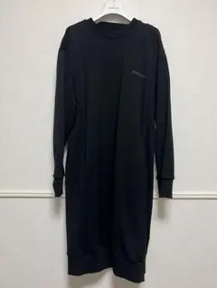 モンクレール　ワンピースのサムネイル
