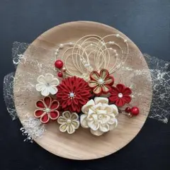 つまみ細工&水引⭐︎髪飾り⭐︎結婚式✴︎成人式✴︎七五三⭐︎No73 濃赤系⭐︎