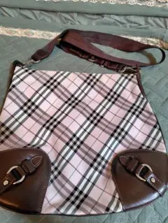 バーバリーブルーレーベル　ショルダーバック　ピンク