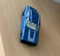 VOLVO 760 GLE D84 青 ミニカー