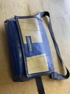FREITAG フライターグ ショルダーバッグ メッセンジャーバックのサムネイル