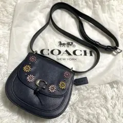 極美品　コーチ　ショルダーバッグ　サドルバッグ　Cロゴ　スタッズ　花柄　保存袋