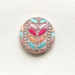 くるみボタン　インド刺繍　ブローチ　ヘアゴム　帯留　ピンク　オレンジ　1097