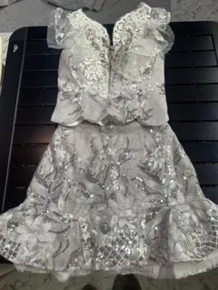 シルバー刺繍ビーズフレア　キャバドレス