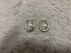 シルバー　フェイクパール　シンプルピアス