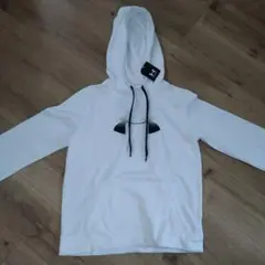 【新品】Under Armour ホワイト フード付きパーカー MD