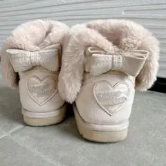 メゾピアノ20cmベージュ ファー付きリボンブーツ