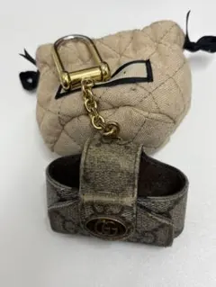 GUCCI GGスプリーム AirPodsケース キーリング