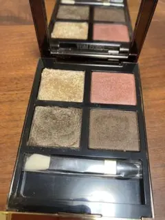 TOM FORD アイカラークォード 26 ヴィジョネア 限定色 - メルカリ