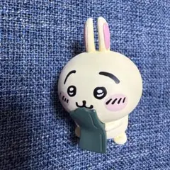ちいかわ　フィギュア　マスコット　うさぎ　ガチャ