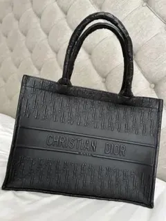 DIOR BOOK TOTE レザーオブリークミディアムバッグのサムネイル
