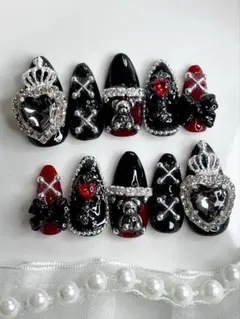 地雷系　量産型　痛ネイル　サブカル　推し活　ネイルチップ　ブラック　赤　Mサイズ