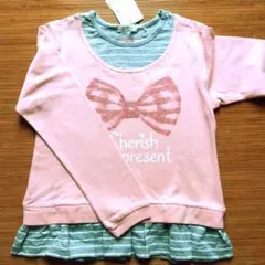 新品半額以下　ピンク リボンプリント トレーナー 140