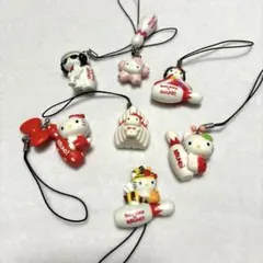 ROUND1非売品キティストラップ