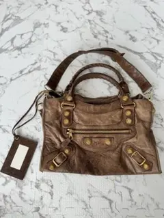 2025年最新】バレンシアガ シティ ブラウンの人気アイテム - メルカリ