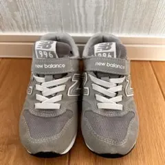 new balance スニーカー