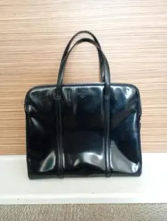 PRADA プラダ エナメル ハンドバッグ ブラック
