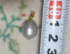 送料無料　淡水パール ペンダントトップ 大粒 約1２mm ホワイト（薄グレー）