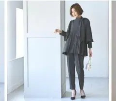 フォーマルパンツスーツ　ボウタイタイプ