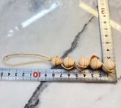 レザーキーホルダー　どんぐり5連