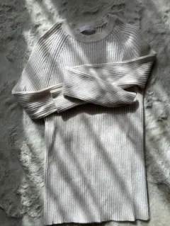 最低価格 アイボリー リブ編み 長袖ニット