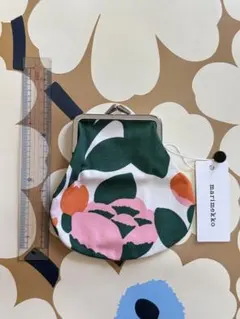marimekko 花柄ポーチ