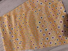 和柄ちりめん生地 黄色 約30cm x 100cm