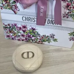 Dior Forever Couture Lumier 06 コーラルグロー