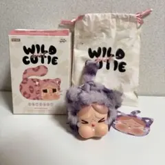 CRYBABY NeonCutie クライベイビー　猫 POPMART