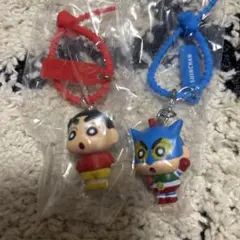 クレヨンしんちゃん アクション仮面カラフルマルチチャーム2種セット