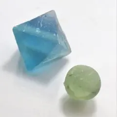 プレナイト　ブルーフローライト8面体　2ピースセット