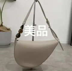 ZARA ビーズストーン付きベージュハーフムーンショルダーバッグ