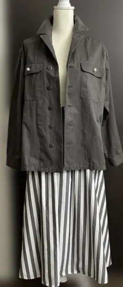 カーキグレー ミリタリージャケット