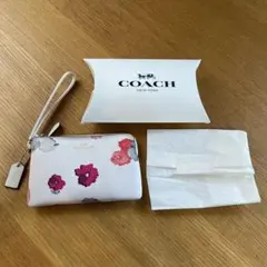 チ*ー様 新品　COACH 花柄ポーチ