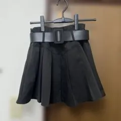 ブラック プリーツスカパン ベルト付き