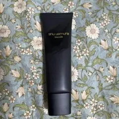 新品未使用　shu uemura ブラック フレッシュ フォーミング マッドのサムネイル