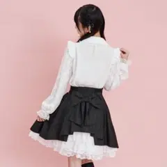 レースバッスルスカート クロ secrethoney　シークレットハニーのサムネイル