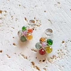 天然石ピアス　チャーム　イヤリング　マルチカラートルマリン