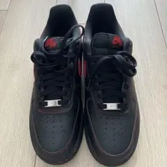 NIKE AIR FORCE 1 ブラック/レッド