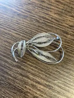 リーフデザイン ブローチ シルバー色 7.3g