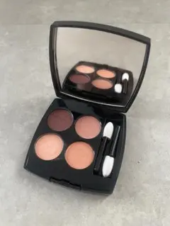 シャネル レ キャトル オンブル 384 イマジネール